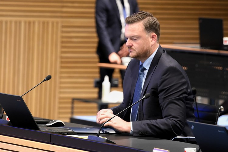 Dok banke oklijevaju ministar poručuje kako ćemo moći bez naknade podići novac na tuđem bankomatu